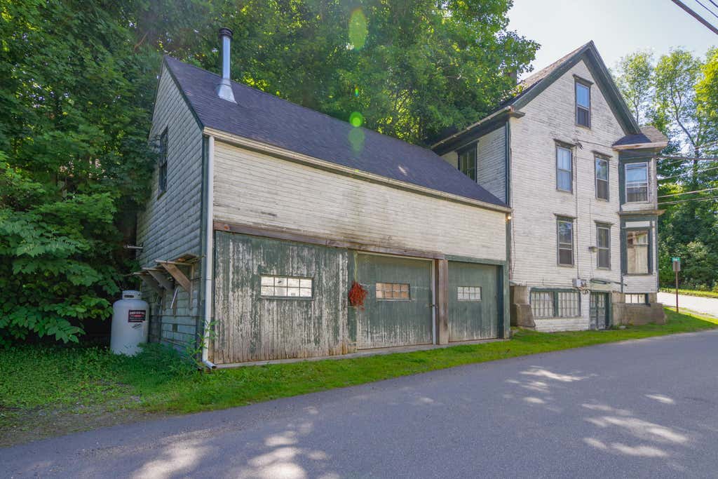 Photo of 350 Main Street, Warren, ME 04864 (MLS # 1675349)