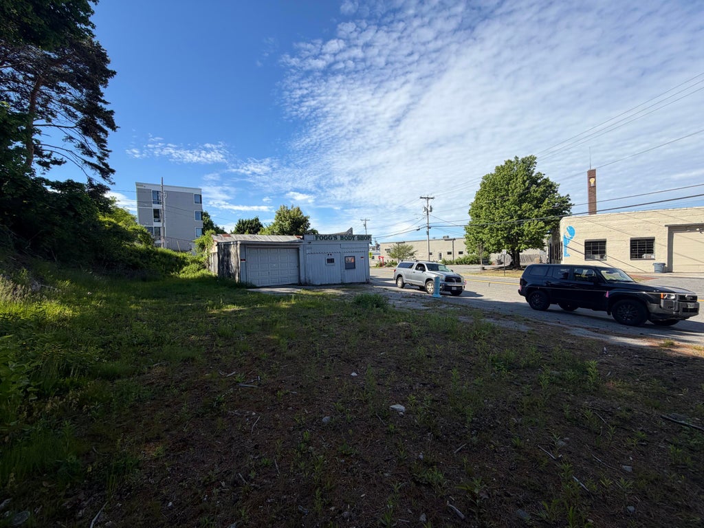 Photo of 189 Anderson Street, Portland, ME 04101 (MLS # 1666700)