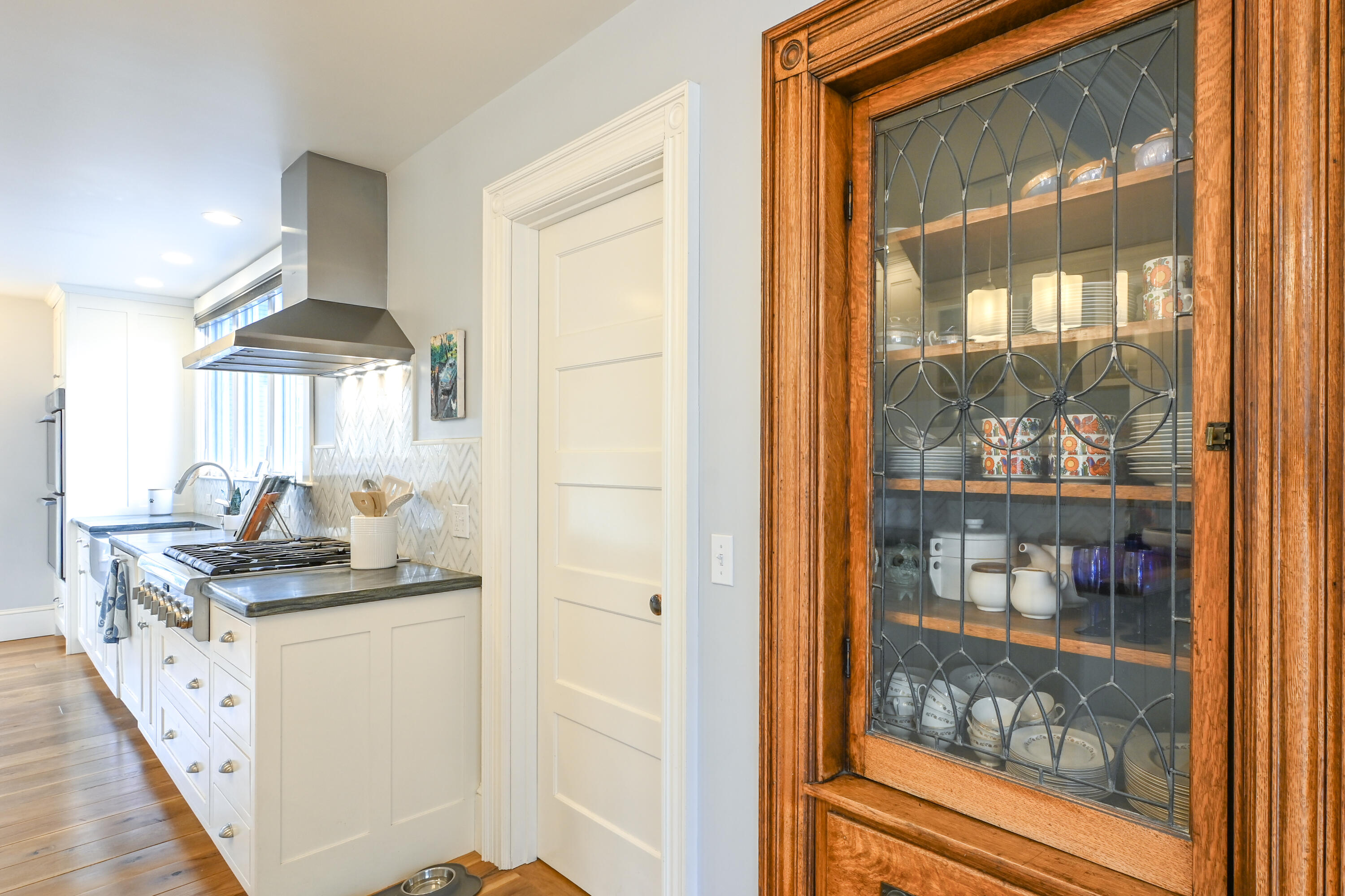 Portland, Maine, 04102, United States, 5 Bedrooms Bedrooms, ,5 BathroomsBathrooms,Residential,Active,2033687