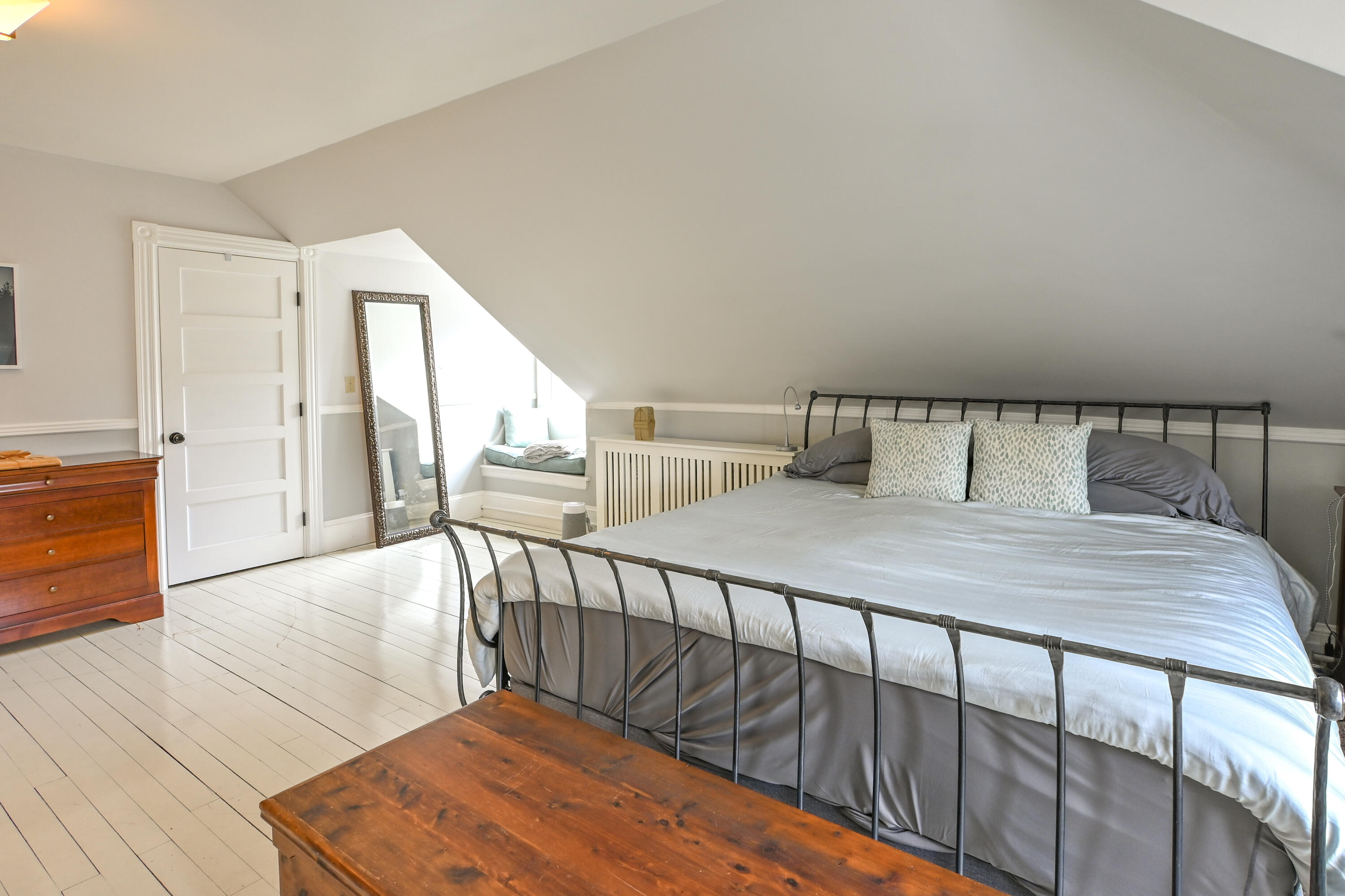 Portland, Maine, 04102, United States, 5 Bedrooms Bedrooms, ,5 BathroomsBathrooms,Residential,Active,2033687