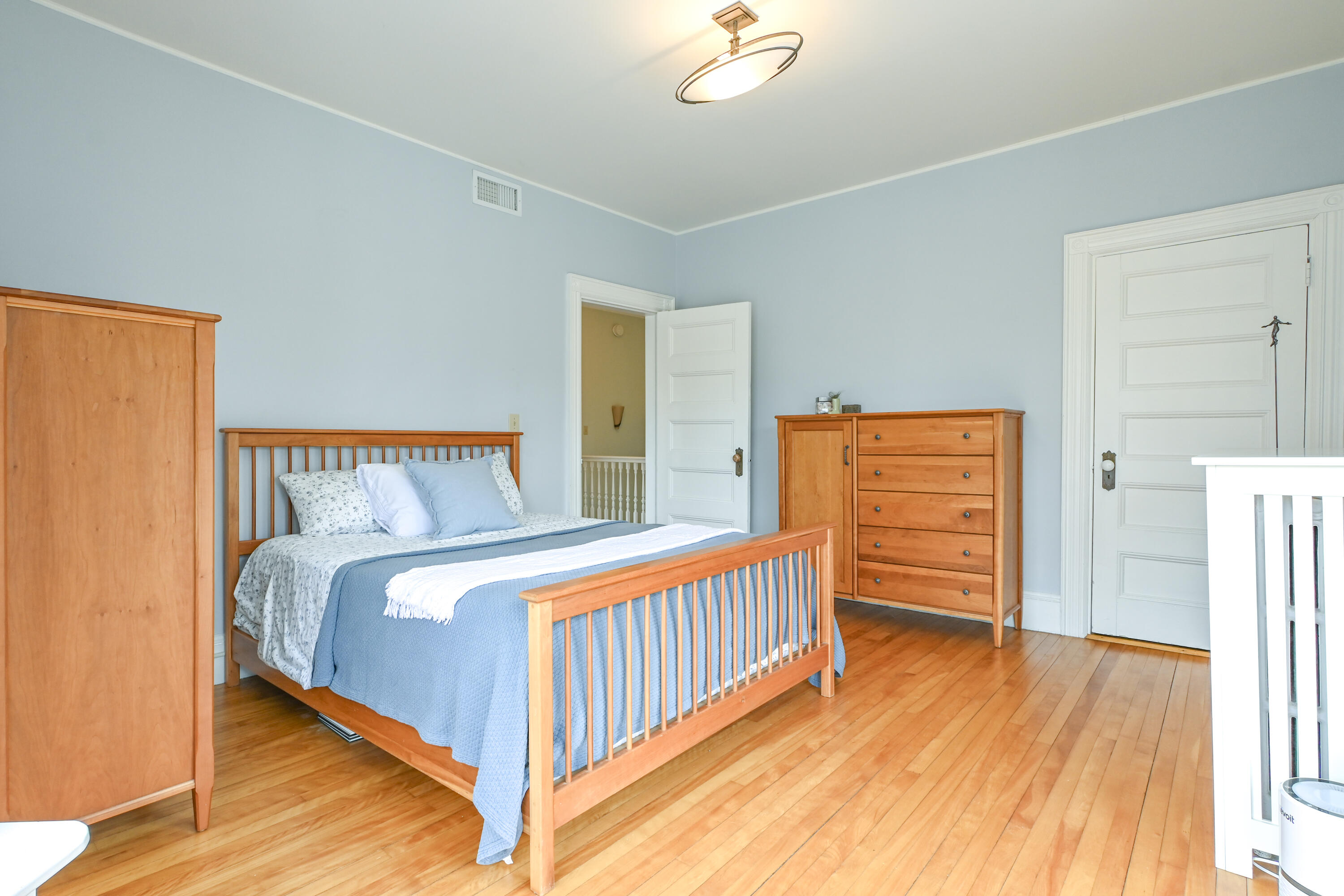 Portland, Maine, 04102, United States, 5 Bedrooms Bedrooms, ,5 BathroomsBathrooms,Residential,Active,2033687