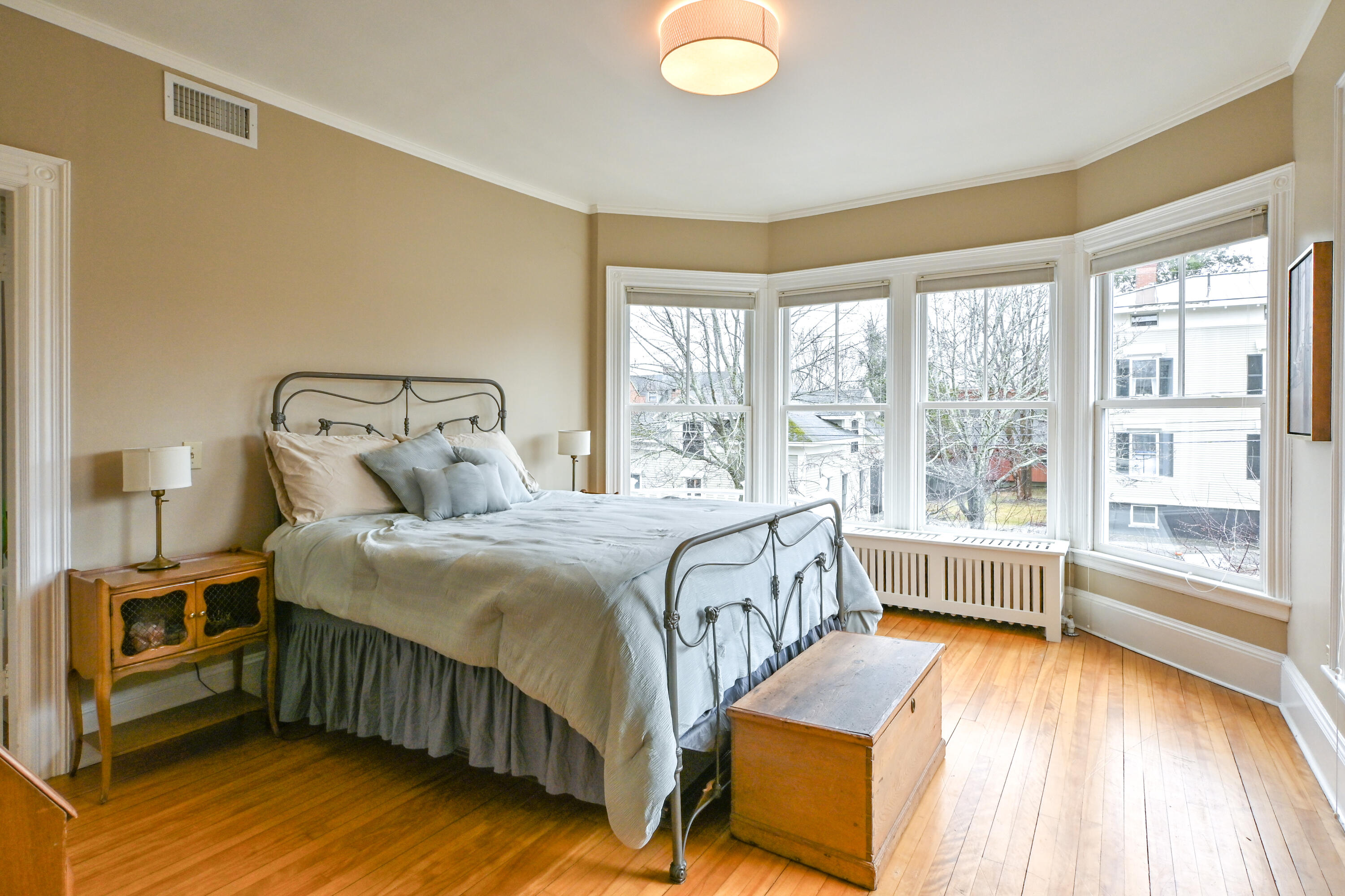 Portland, Maine, 04102, United States, 5 Bedrooms Bedrooms, ,5 BathroomsBathrooms,Residential,Active,2033687