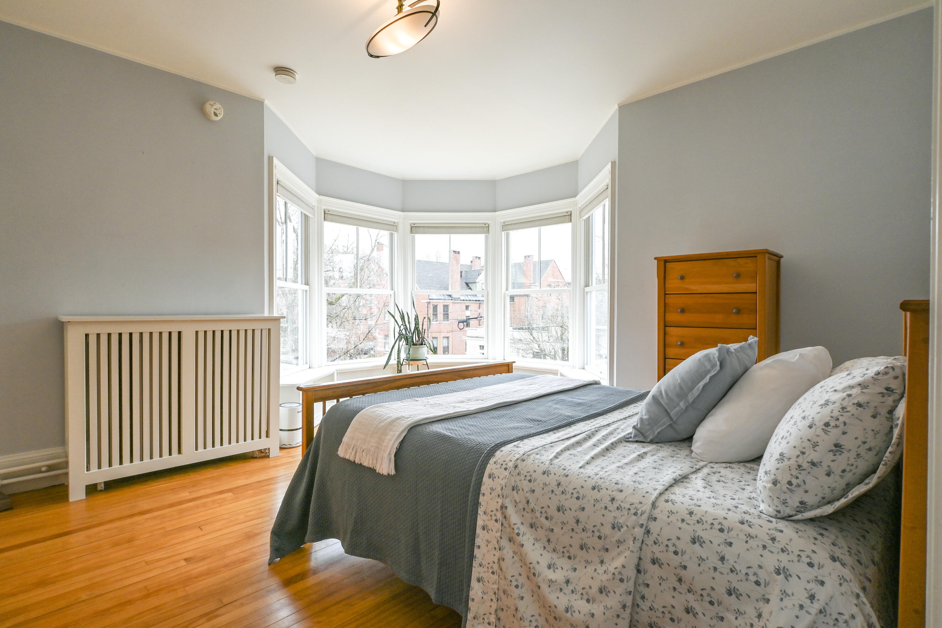 Portland, Maine, 04102, United States, 5 Bedrooms Bedrooms, ,5 BathroomsBathrooms,Residential,Active,2033687
