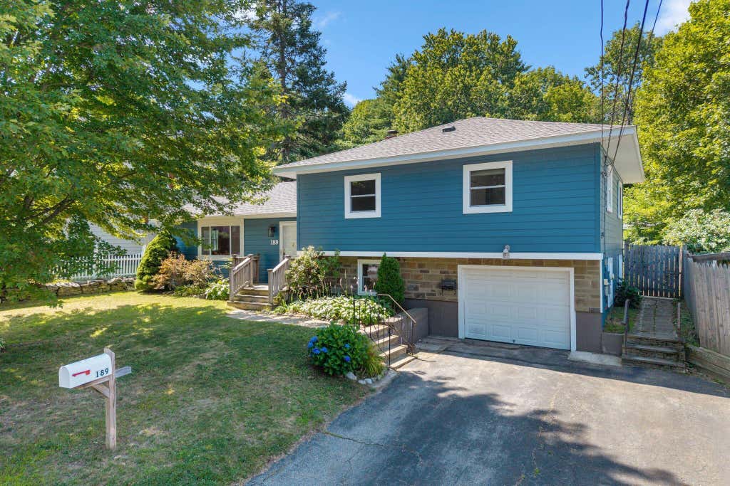 Photo of 189 Third Street, Auburn, ME 04210 (MLS # 1674716)