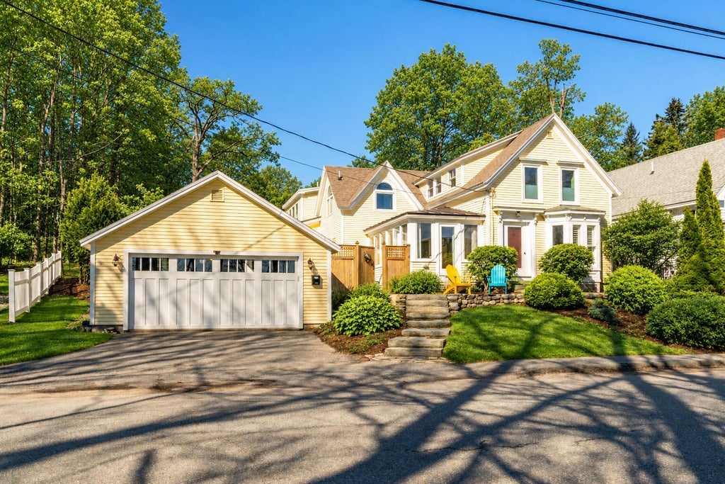 Photo of 107 Bay View Street, Camden, ME 04843 (MLS # 1658921)
