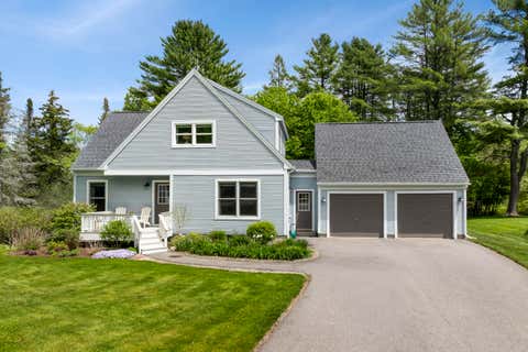 Photo of 29 Plimoth Way, Yarmouth, ME 04096 (MLS # 1673205)