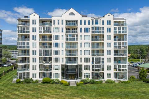 Photo of 207 E Grand Avenue #C2, Old Orchard Beach, ME 04064 (MLS # 1667863)