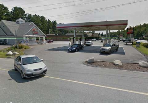Photo of 1237 Roosevelt Trail, Raymond, ME 04071 (MLS # 1674587)