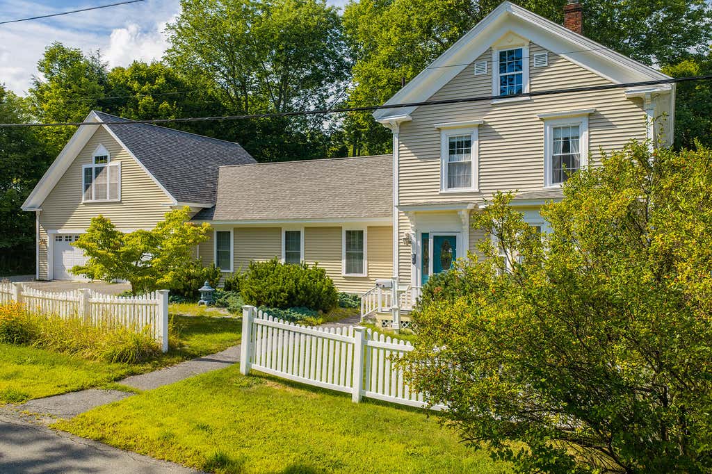 Photo of 11 Durham Street, Belfast, ME 04915 (MLS # 1677668)