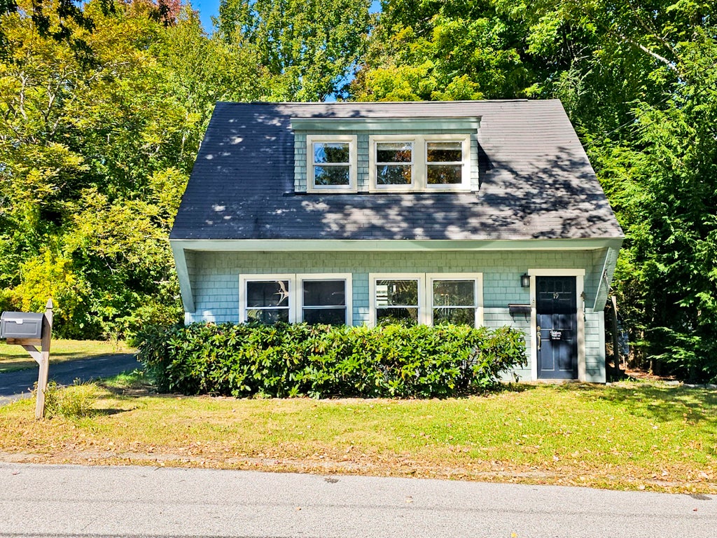Photo of 19 Bradbury Street, Belfast, ME 04915 (MLS # 1682195)