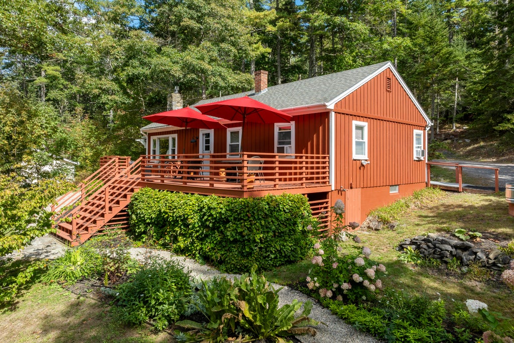 Photo of 89 Lakeview Road, Boothbay Harbor, ME 04538 (MLS # 1682229)