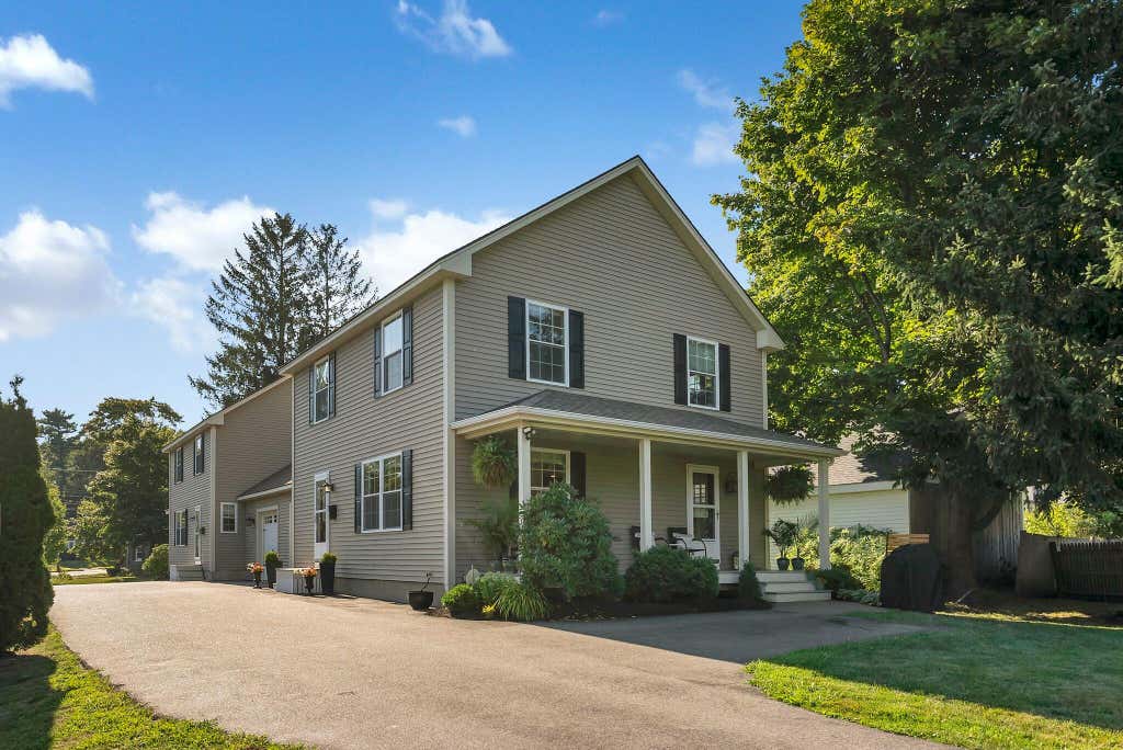 Photo of 9 Morse Street #2, Portland, ME 04106 (MLS # 1676297)