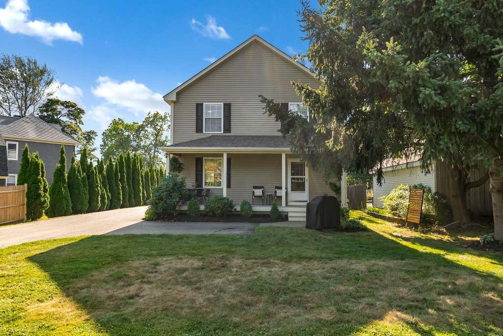 Photo of 9 Morse Street #2, Portland, ME 04106 (MLS # 1676297)