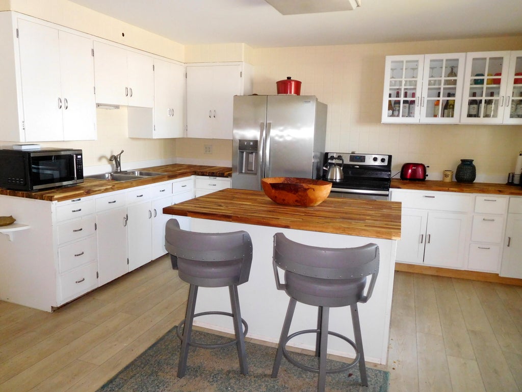 Photo of 9 Spofford Street, Lewiston, ME 04240 (MLS # 1670535)
