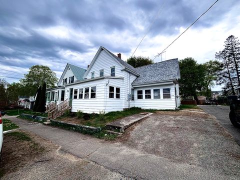 Photo of 94 Lincoln Street, Millinocket, ME 04462 (MLS # 1664873)