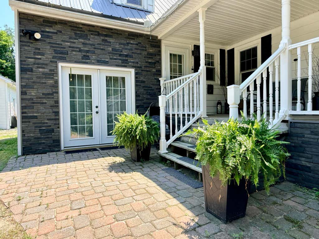 Photo of 269 Main Street, Lincoln, ME 04457 (MLS # 1670719)