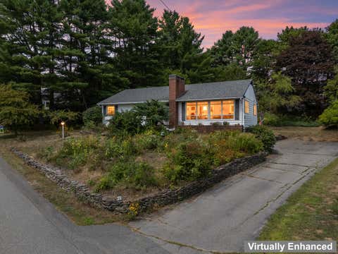 Photo of 15 Mayflower Road, Hallowell, ME 04347 (MLS # 1677287)
