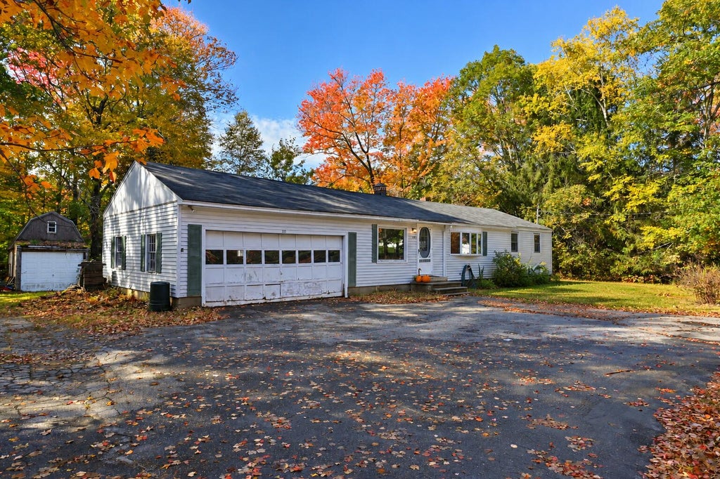 Photo of 222 River Road, Topsham, ME 04086 (MLS # 1684735)