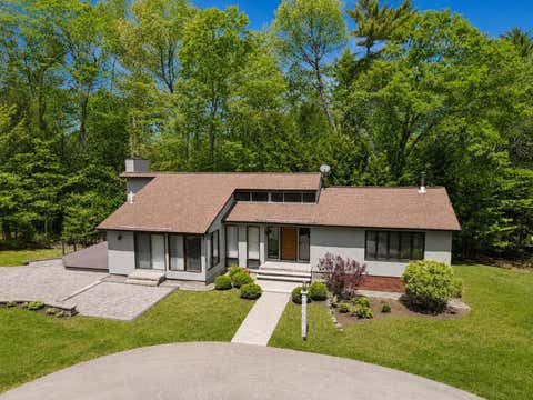 Photo of 191 Park Street, Orono, ME 04473 (MLS # 1673896)