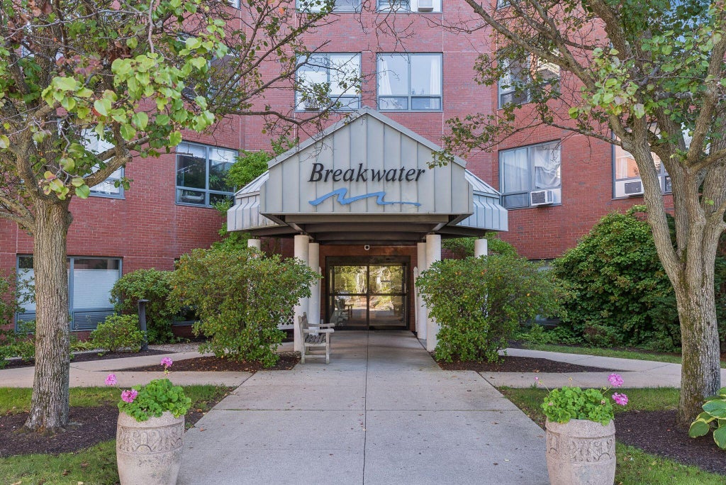 Photo of 148 Breakwater Drive #810, South Portland, ME 04106 (MLS # 1682376)