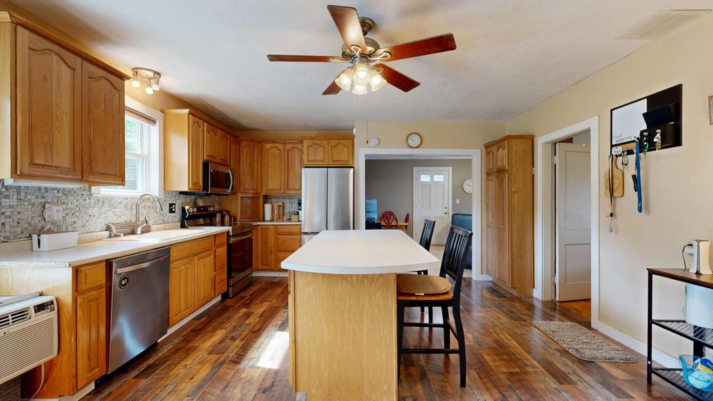 Photo of 18 Goddard Road, Lewiston, ME 04240 (MLS # 1678784)