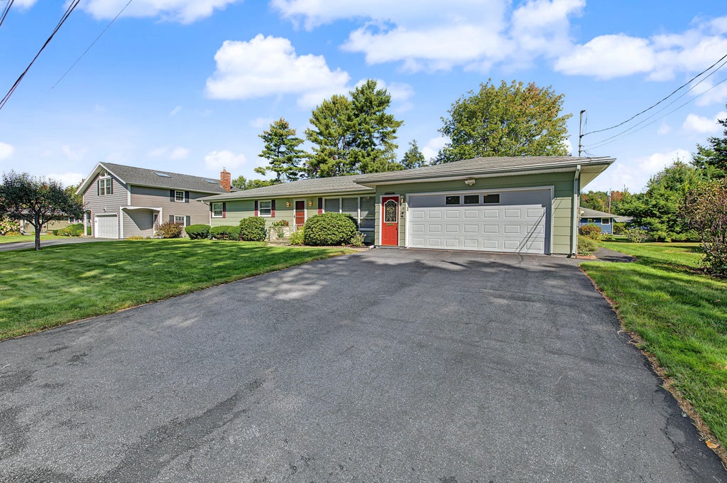 Photo of 19 Bonnallie Avenue, Lewiston, ME 04240 (MLS # 1682231)