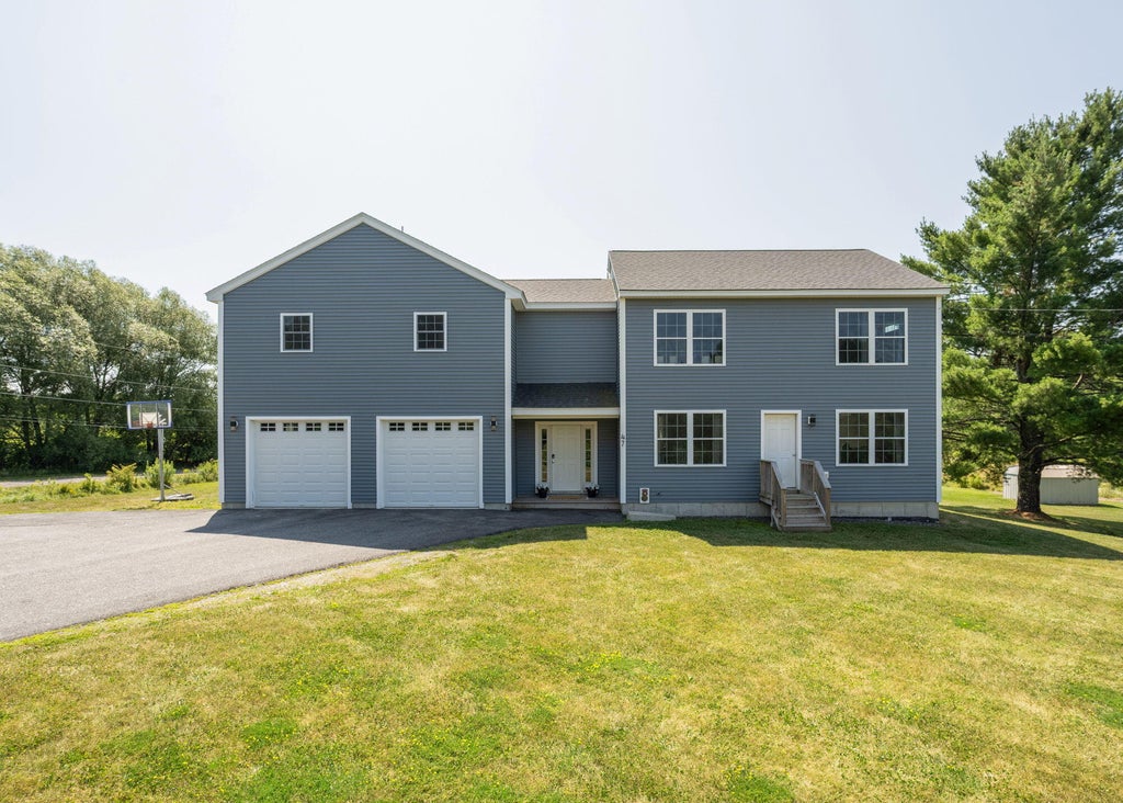 Photo of 47 Longfellow Road, Gorham, ME 04038 (MLS # 1674509)