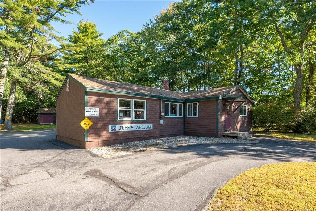 Photo of 451 West Street, Rockport, ME 04856 (MLS # 1684766)