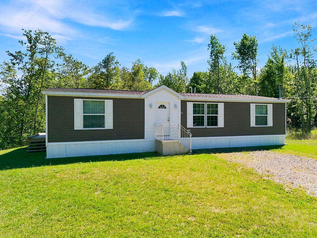Photo of 39 S Greenridge Heights, Oakland, ME 04963 (MLS # 1681204)