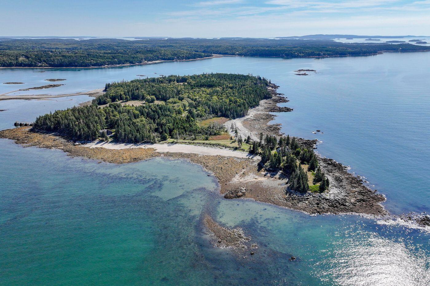 Lot 001 Sheephead Island