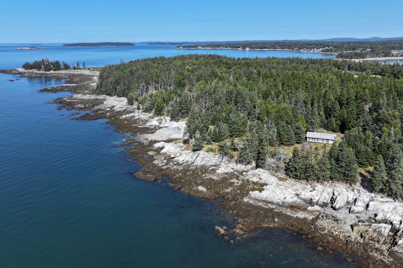 Lot 001 Sheephead Island