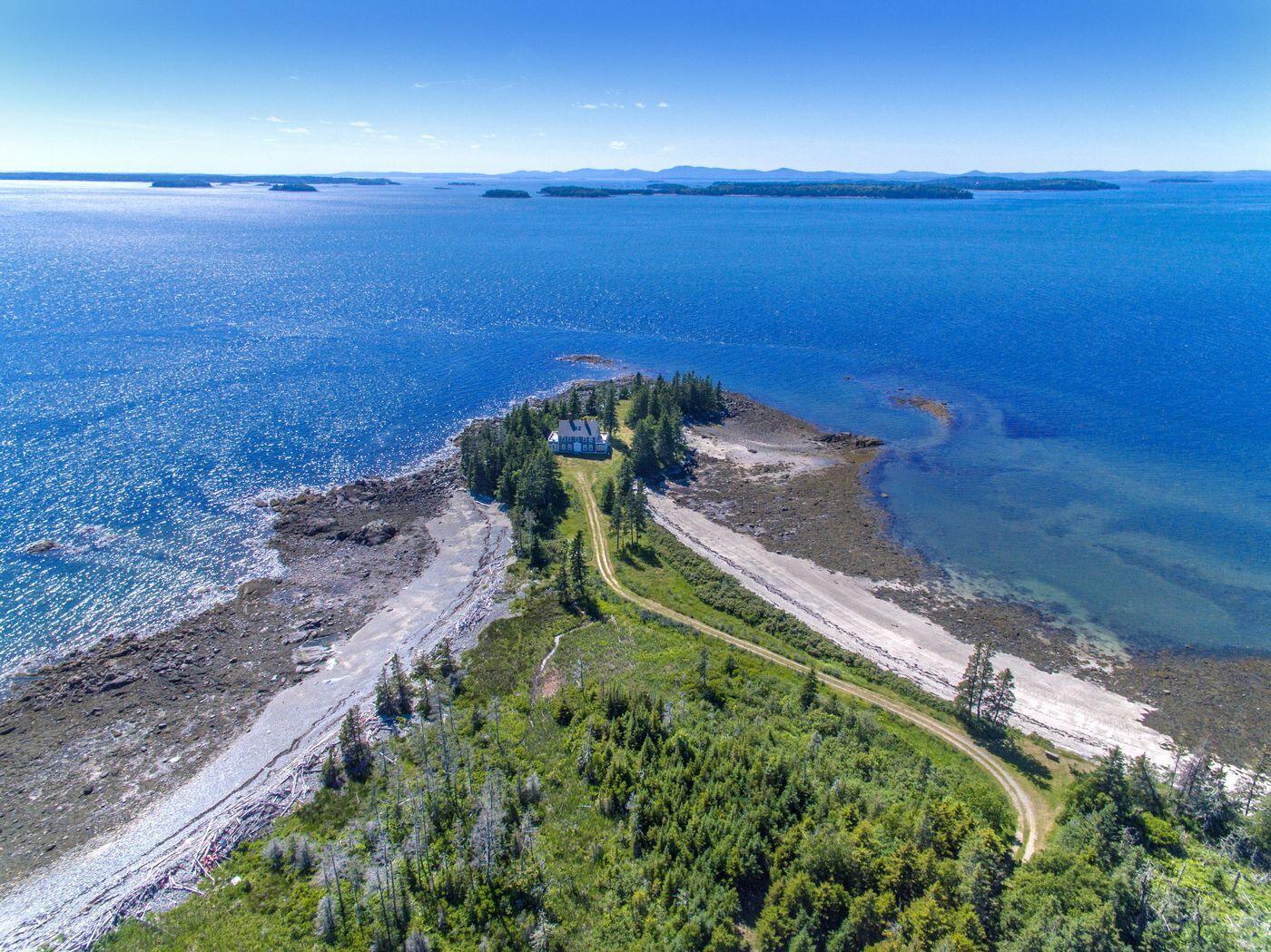 Lot 001 Sheephead Island