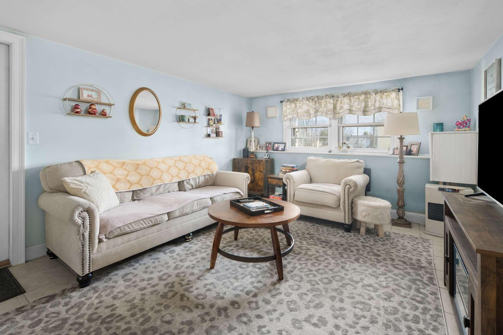 Photo of 11 Carriage Hill Road #B, Eliot, ME 03903 (MLS # 1667869)