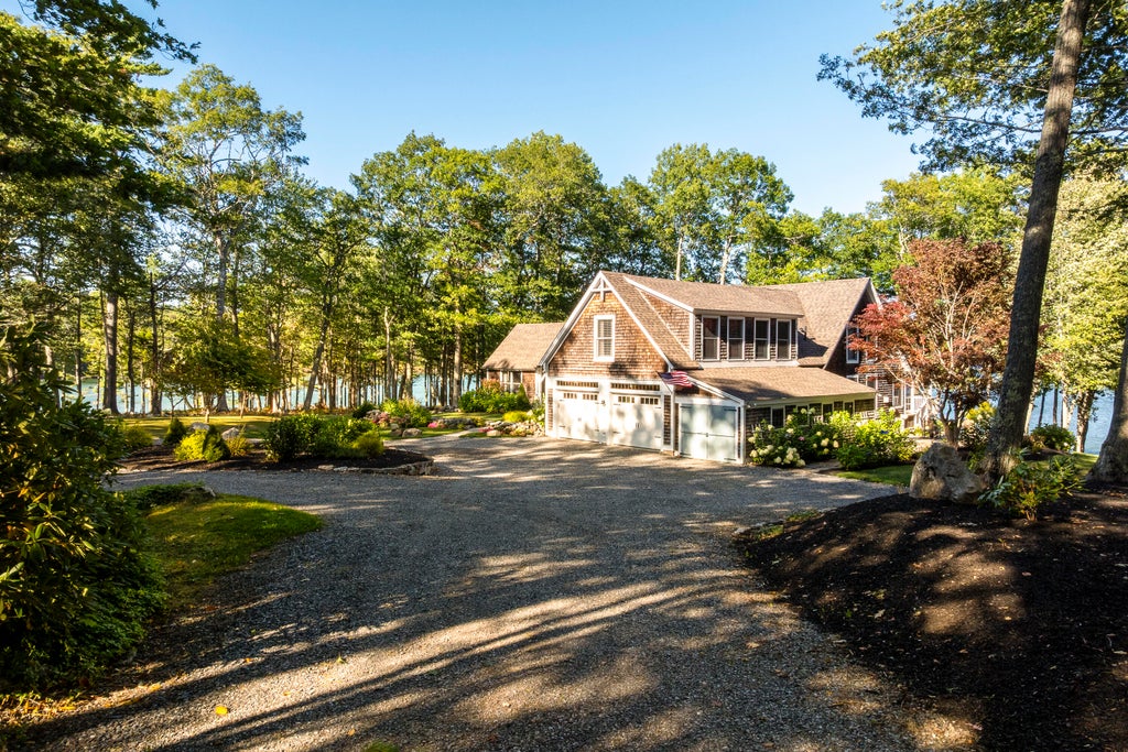 Photo of 38 Higbee Lane, Boothbay, ME 04537 (MLS # 1682380)