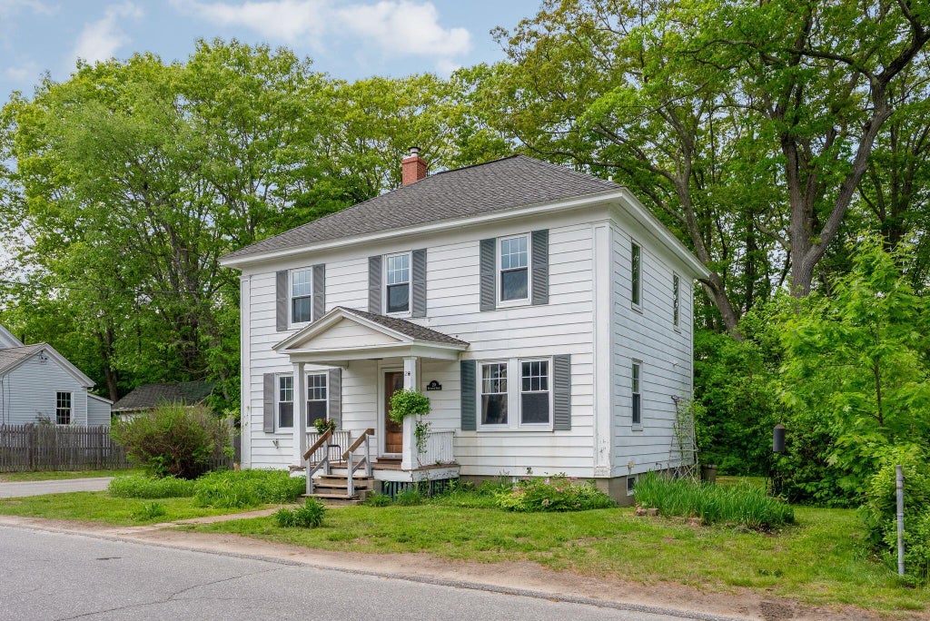 Photo of 20 Weymouth Street, Brunswick, ME 04011 (MLS # 1677202)