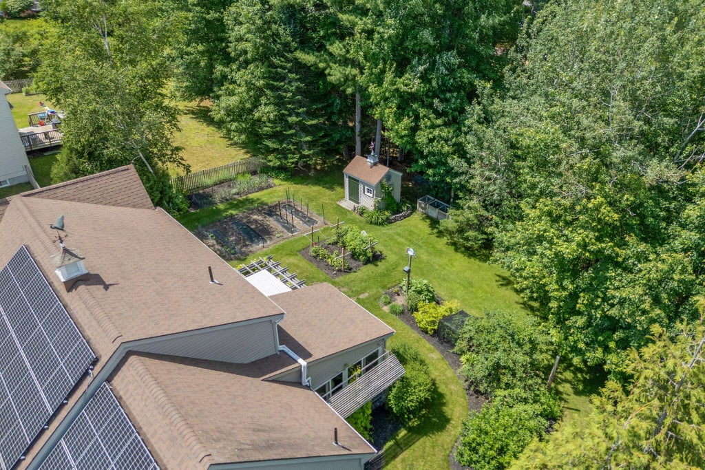 Photo of 22 Wildwood Drive, Brunswick, ME 04011 (MLS # 1682258)