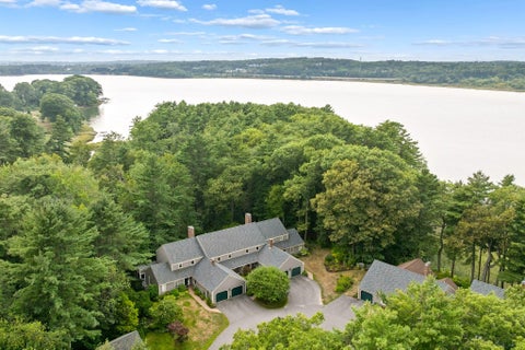 Photo of 56 Foreside Common Drive #56A, Falmouth, ME 04105 (MLS # 1678190)