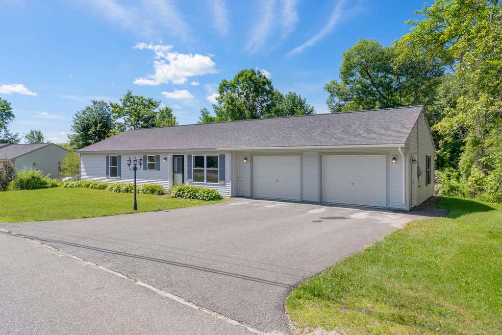 Photo of 50 Pleasant Hill Drive, Waterville, ME 04901 (MLS # 1669168)