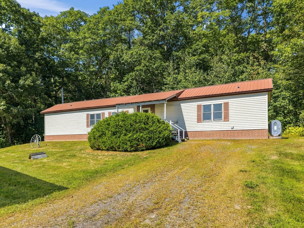 Photo of 448 E Pond Road, Nobleboro, ME 04555 (MLS # 1682677)