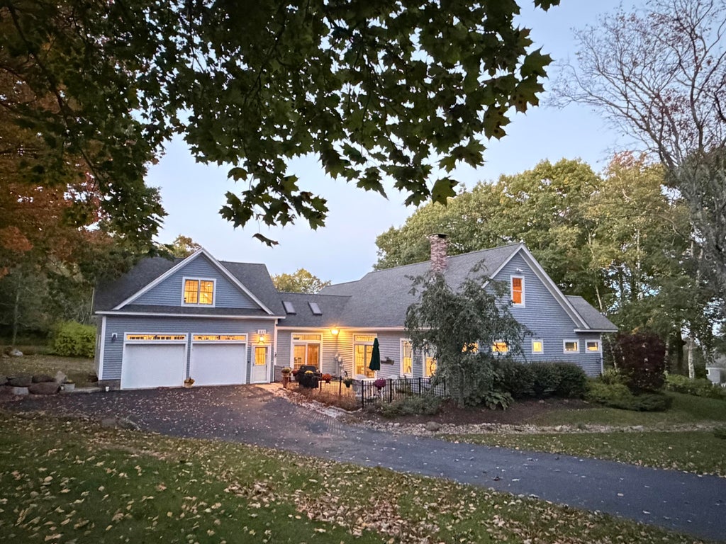 Photo of 10 Eastward, Rockport, ME 04856 (MLS # 1683796)