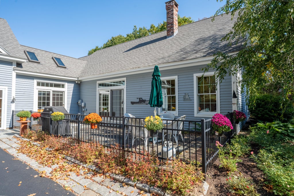 Photo of 10 Eastward, Rockport, ME 04856 (MLS # 1683796)
