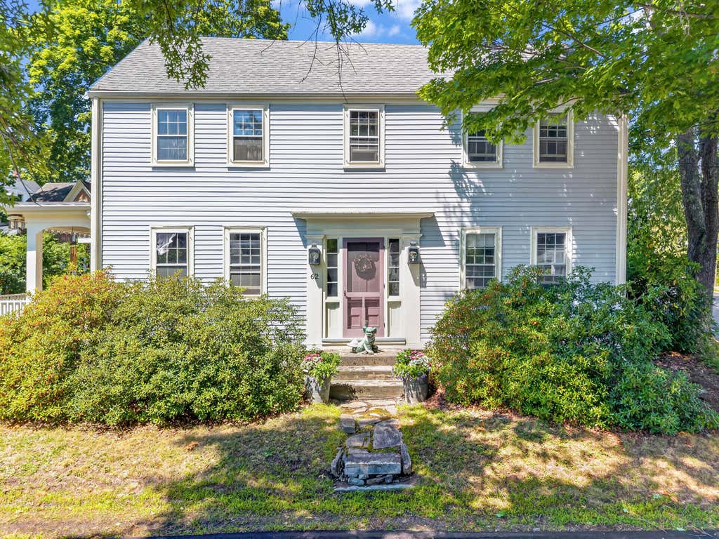 Photo of 62 Pleasant Street, Wiscasset, ME 04578 (MLS # 1676095)