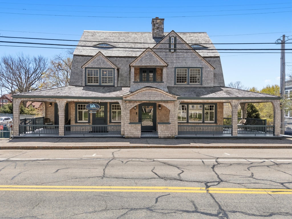 Photo of 439 York Street, York, ME 03911 (MLS # 1661919)