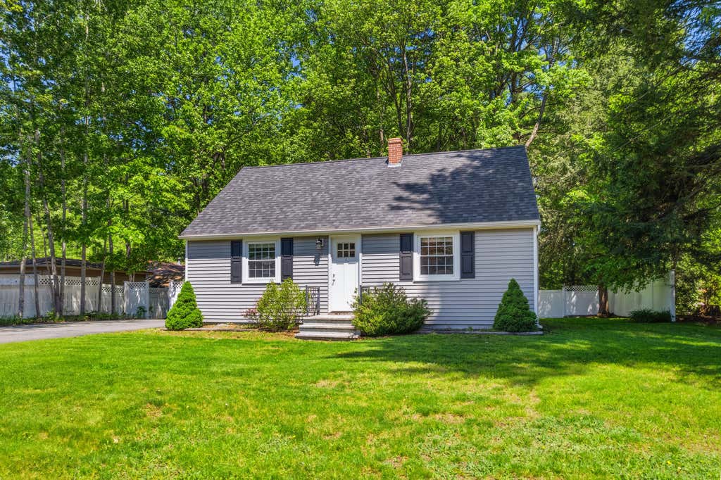 Photo of 50 Hennessey Avenue, Brunswick, ME 04011 (MLS # 1666030)