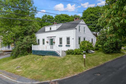 Photo of 27 Pleasant Street, Wiscasset, ME 04578 (MLS # 1667709)