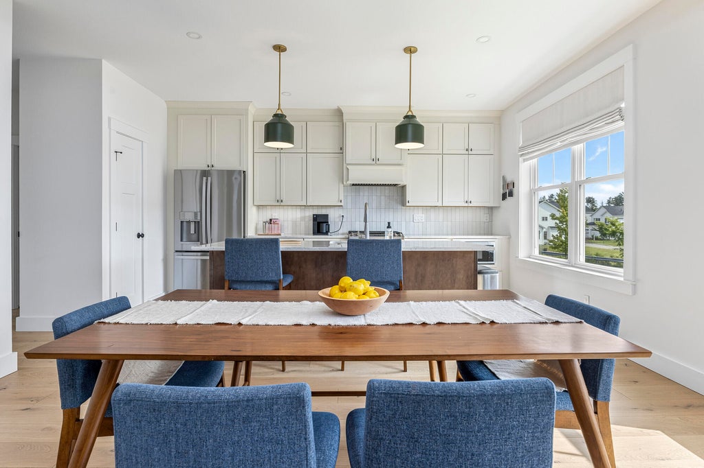 Photo of 8 Waxwing Lane, Falmouth, ME 04105 (MLS # 1682714)