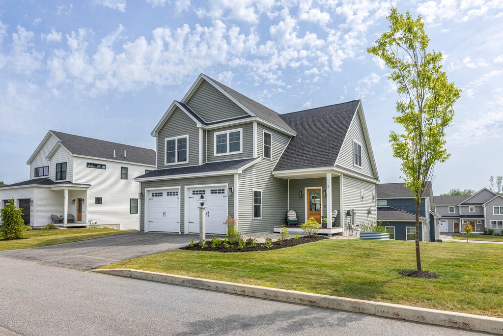 Photo of 8 Waxwing Lane, Falmouth, ME 04105 (MLS # 1682714)