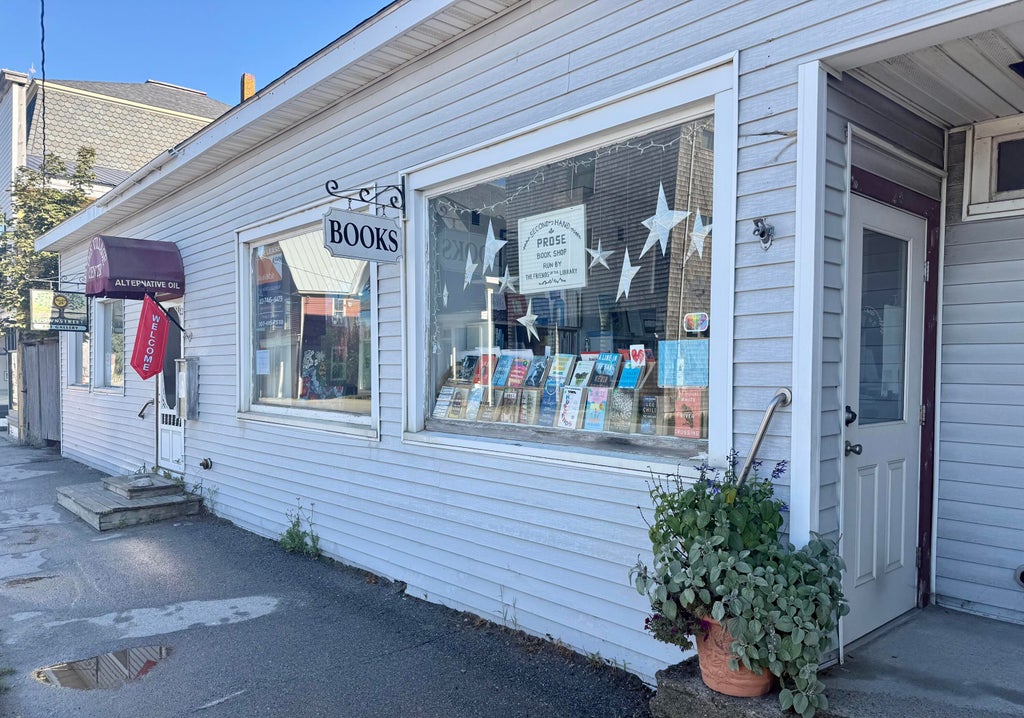 Photo of 54 W Main Street, Vinalhaven, ME 04863 (MLS # 1651332)