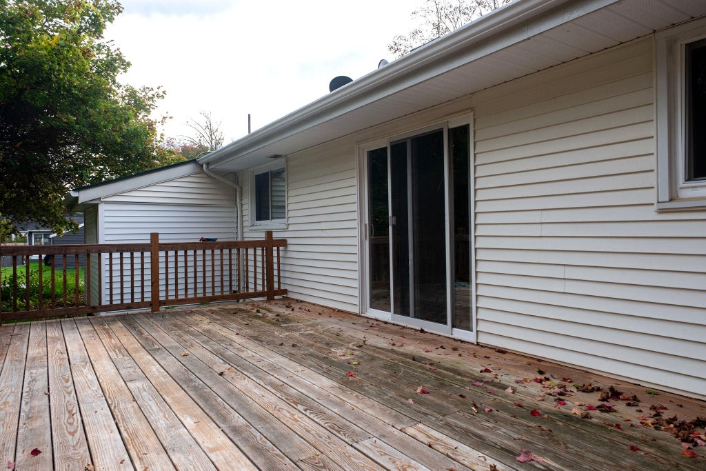 Photo of 50 Loring Avenue, Auburn, ME 04210 (MLS # 1684162)