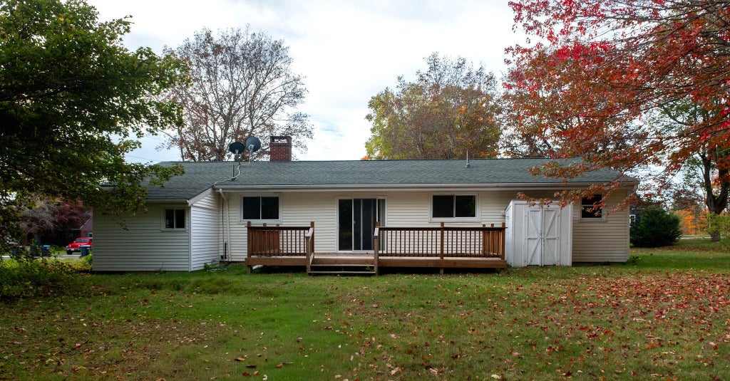 Photo of 50 Loring Avenue, Auburn, ME 04210 (MLS # 1684162)